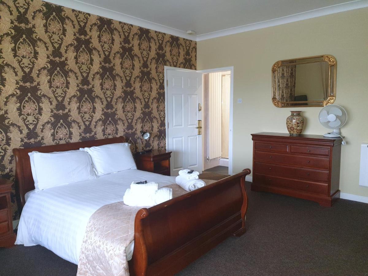 The Mayfair Lodge & Family Suite Хартлпул Номер фото